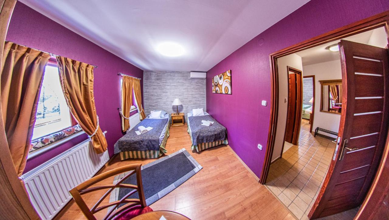 Borhotel Sziluett Farkasmaly Gyöngyös Zewnętrze zdjęcie