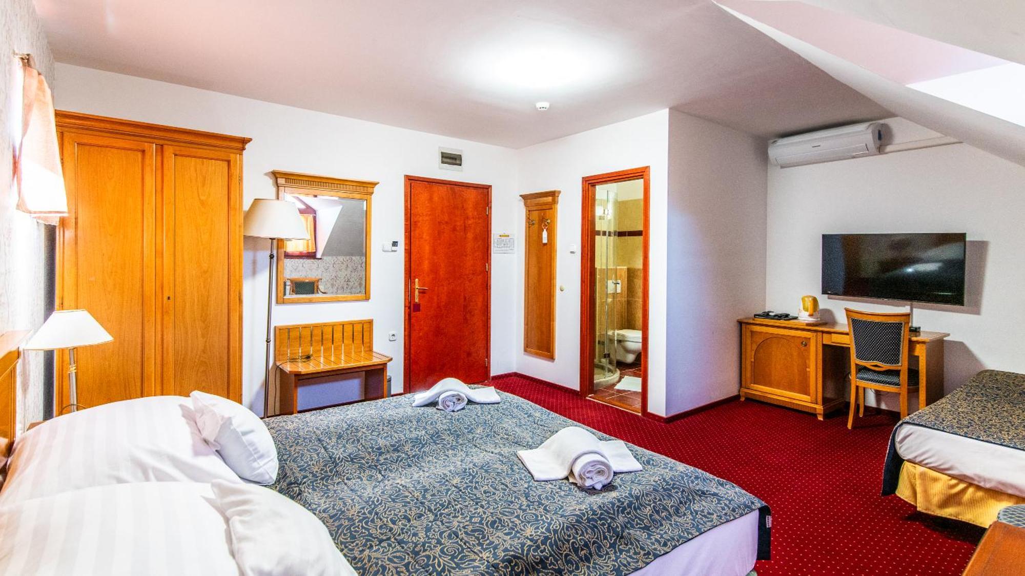 Borhotel Sziluett Farkasmaly Gyöngyös Zewnętrze zdjęcie