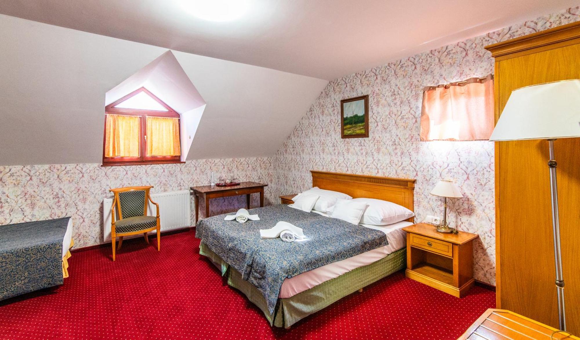 Borhotel Sziluett Farkasmaly Gyöngyös Zewnętrze zdjęcie