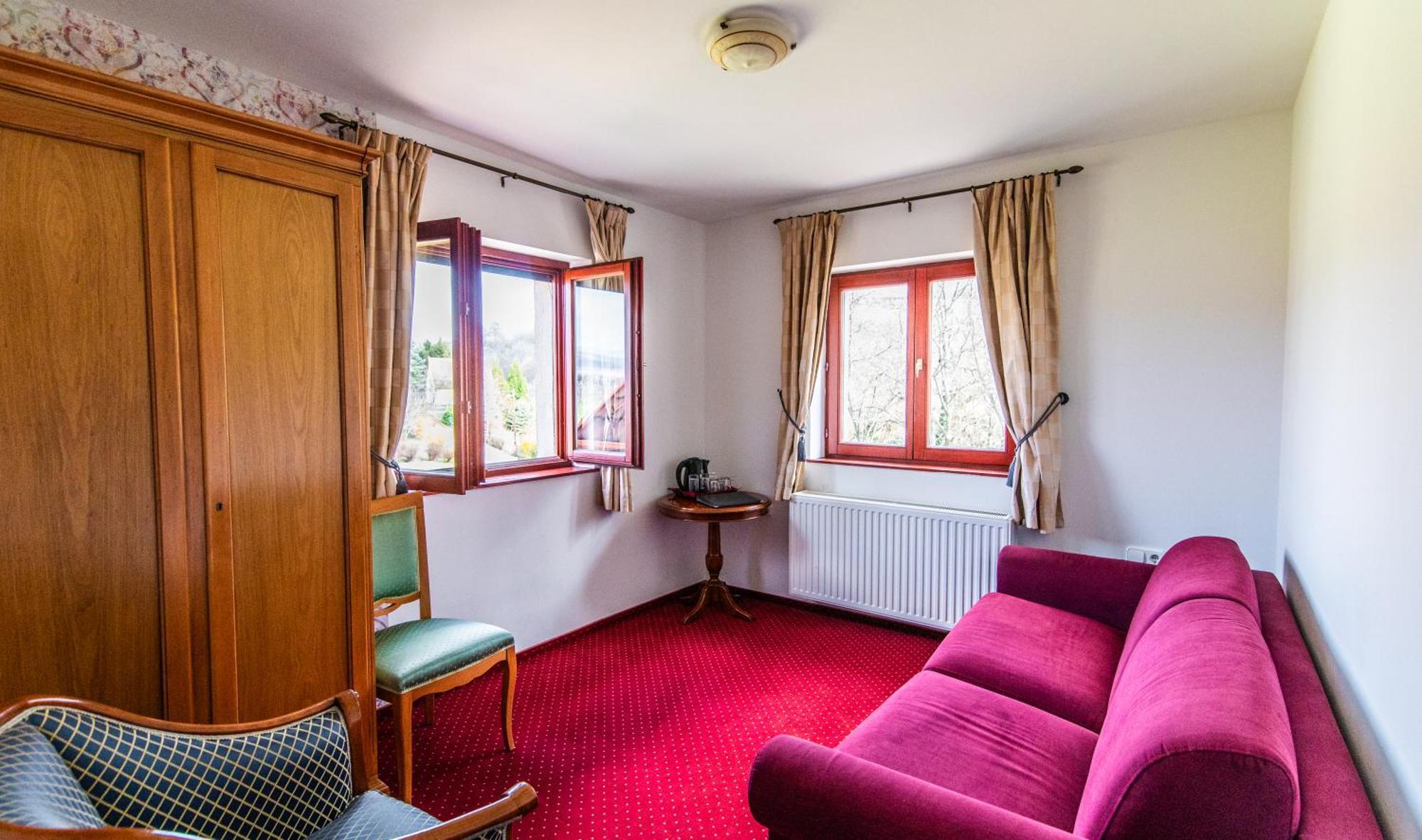 Borhotel Sziluett Farkasmaly Gyöngyös Zewnętrze zdjęcie