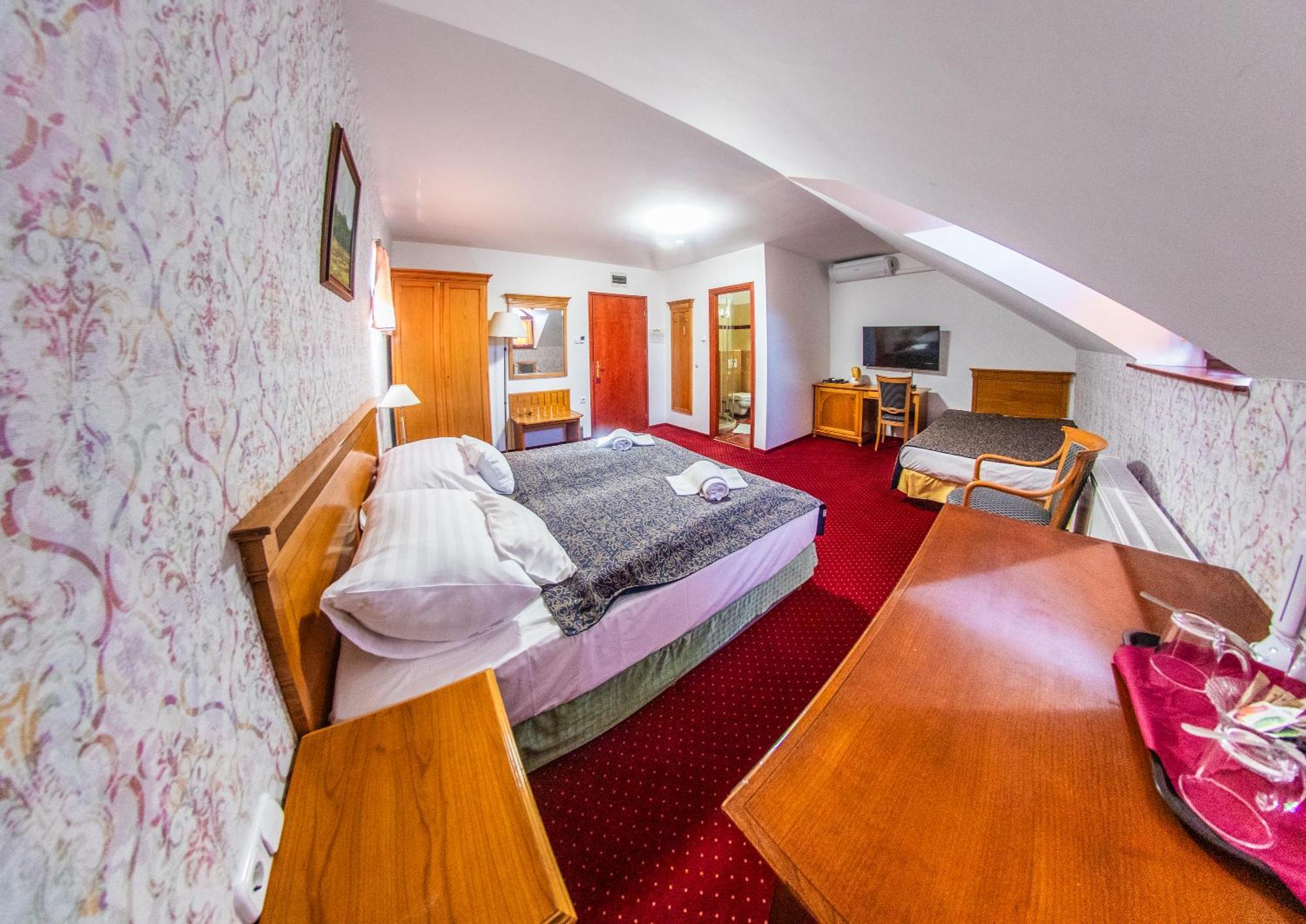 Borhotel Sziluett Farkasmaly Gyöngyös Zewnętrze zdjęcie